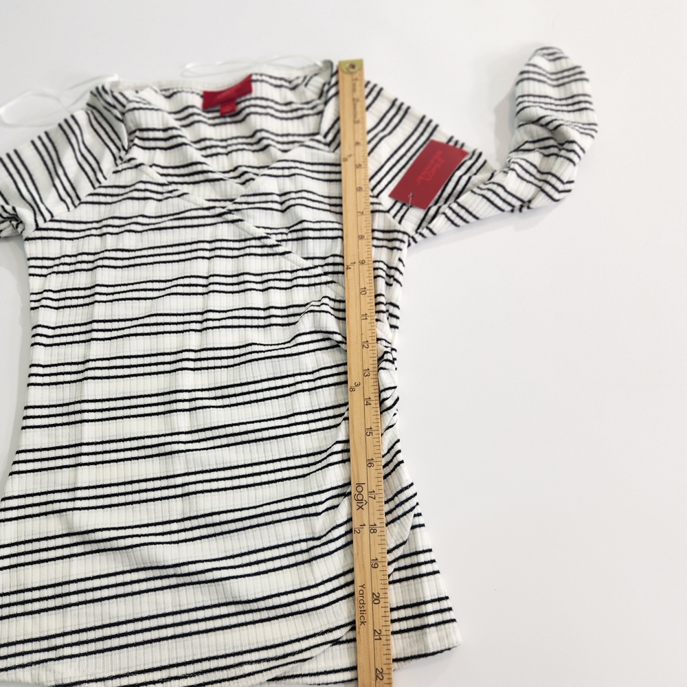 Jennifer Lopez Women's Top Blouse Shirt Size S 3/4 Sleeve V Neck Striped 1 - Picture 10 of 13